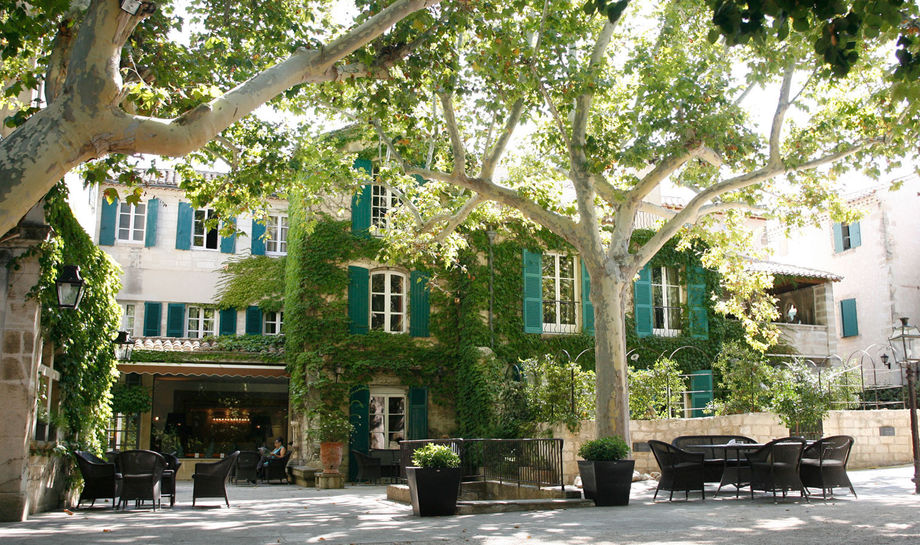 Voiture avec chauffeur Hôtel le Prieuré Baumanière